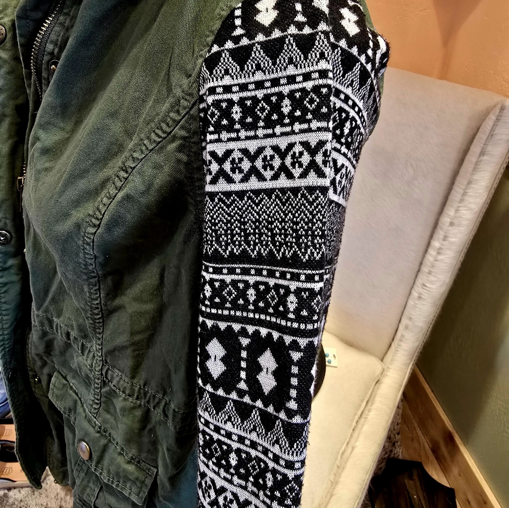 Aztec Olive Jacket - image 3